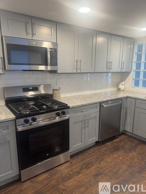 67 Canal Street 2 Beds Single Family Home for Rent - Photo Gallery 9