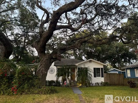 1220 East Mohawk Avenue 3 Beds Apartment for Rent