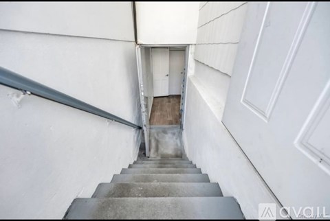 209 Central Avenue 3 Beds Apartment for Rent