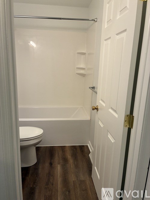 177 Wyndcrest Ct 2 Beds Apartment for Rent - Photo Gallery 7