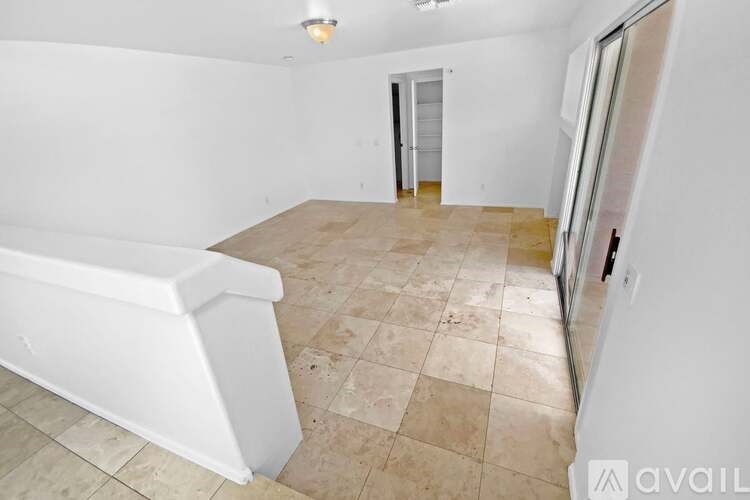 10928 Vista Avenue 3 Beds Single Family Home for Rent - Photo Gallery 14