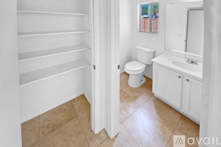 10928 Vista Avenue 3 Beds Single Family Home for Rent - Photo Gallery 16