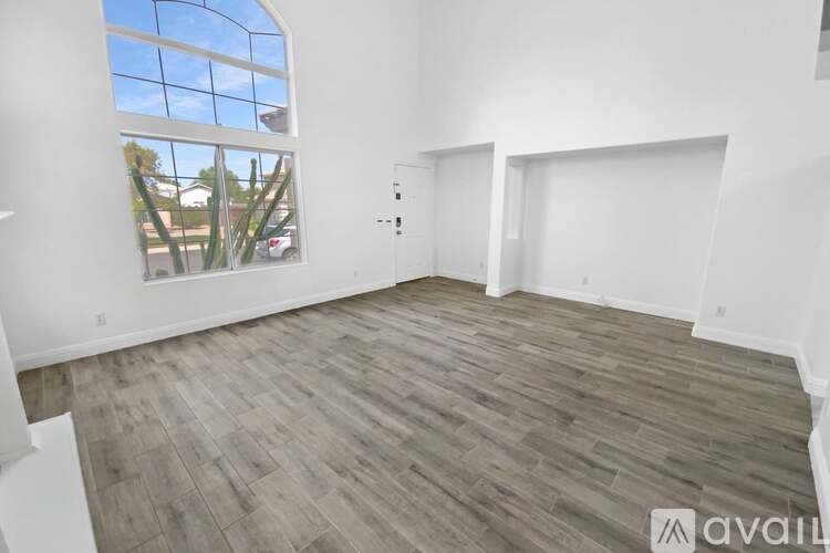 10928 Vista Avenue 3 Beds Single Family Home for Rent - Photo Gallery 5