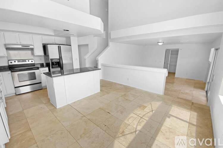 10928 Vista Avenue 3 Beds Single Family Home for Rent - Photo Gallery 9