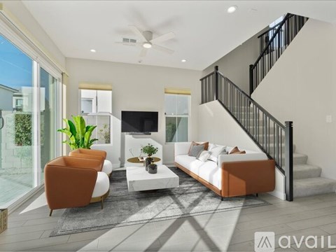 5053 E Anderson Dr 4 Beds Townhouse for Rent - Photo Gallery 2