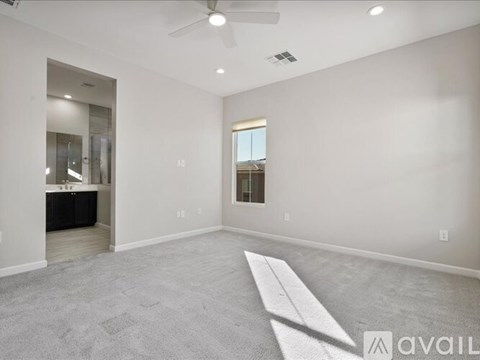 5053 E Anderson Dr 4 Beds Townhouse for Rent - Photo Gallery 13
