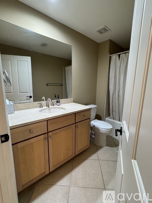 415 East Romana Street Unit 205 1 Bed Single Family Home for Rent - Photo Gallery 7