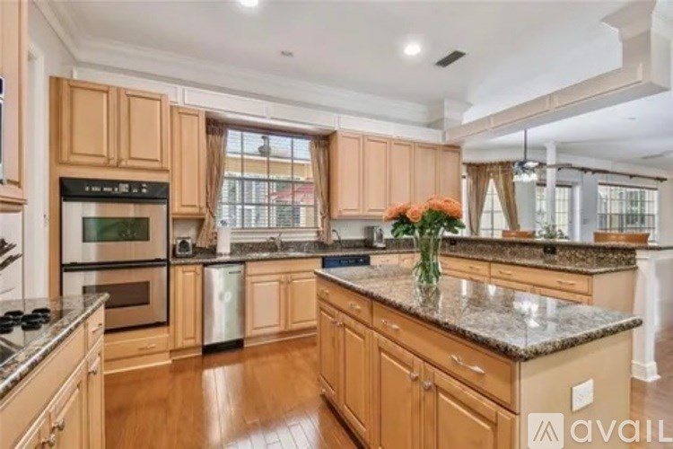 17011 Candeleda De Avila 5 Beds Single Family Home for Rent - Photo Gallery 12