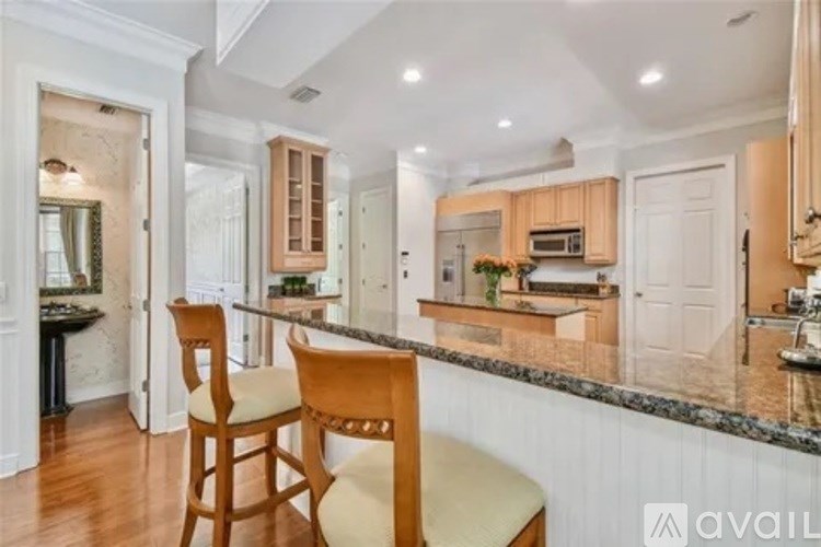 17011 Candeleda De Avila 5 Beds Single Family Home for Rent - Photo Gallery 3