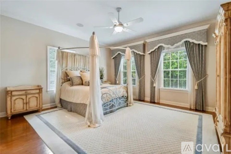 17011 Candeleda De Avila 5 Beds Single Family Home for Rent - Photo Gallery 24