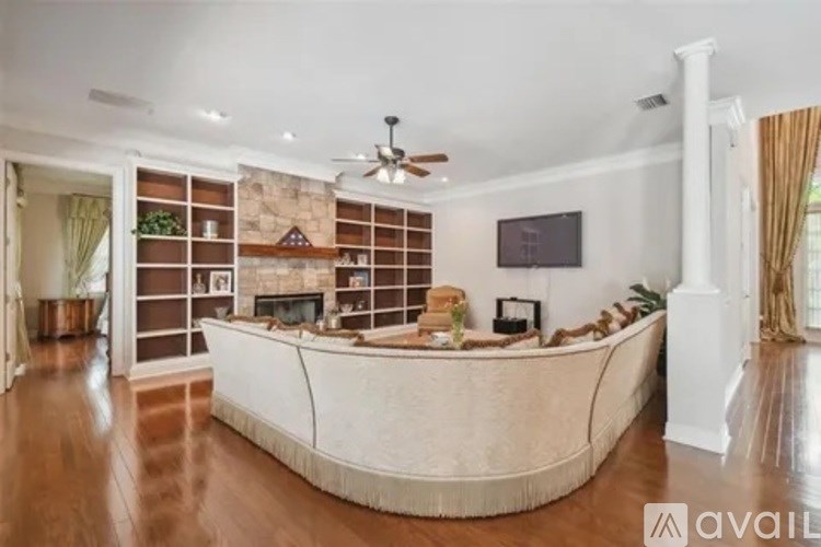 17011 Candeleda De Avila 5 Beds Single Family Home for Rent - Photo Gallery 4