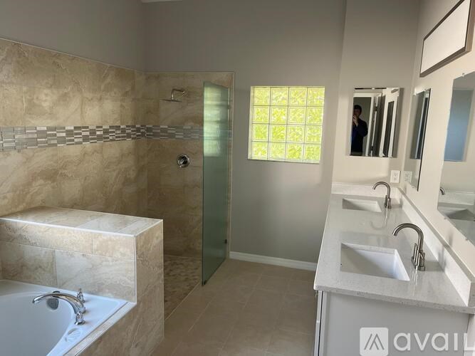 1918 Turtle Creek Place 4 Beds Single Family Home for Rent - Photo Gallery 19