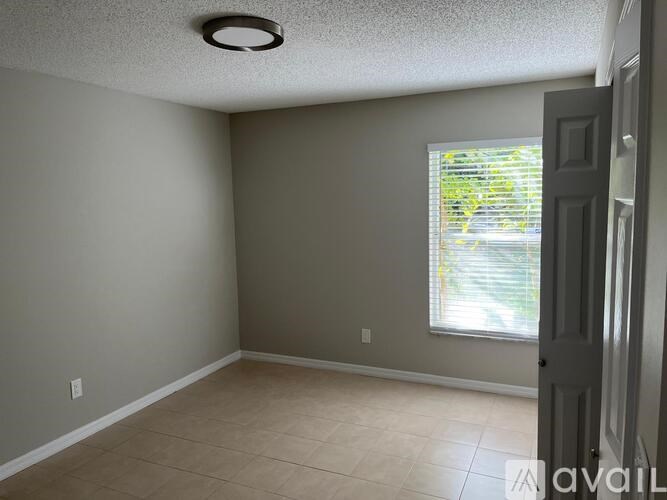 1918 Turtle Creek Place 4 Beds Single Family Home for Rent - Photo Gallery 22