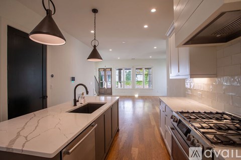 130 2nd Street 3 Beds Single Family Home for Rent - Photo Gallery 13