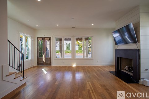 130 2nd Street 3 Beds Single Family Home for Rent - Photo Gallery 8