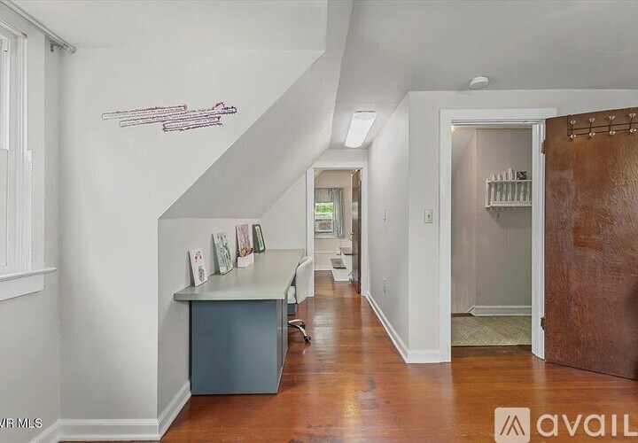 71 Thistle Cove 3 Beds Single Family Home for Rent - Photo Gallery 14