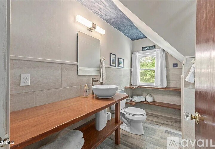 71 Thistle Cove 3 Beds Single Family Home for Rent - Photo Gallery 15