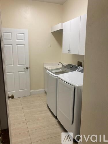 432 Airport Road 2 Beds Townhouse for Rent - Photo Gallery 14