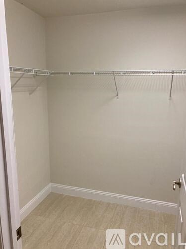 432 Airport Road 2 Beds Townhouse for Rent - Photo Gallery 22