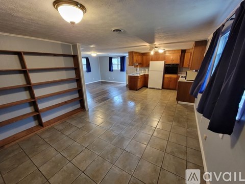 4516 Plummer Rd NE 2 Beds Apartment for Rent
