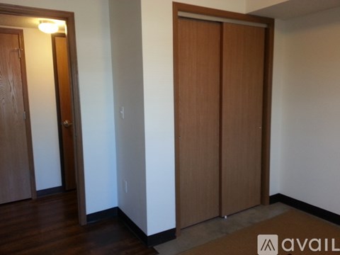 943 South Gilbert Street 2 Beds Apartment for Rent - Photo Gallery 13