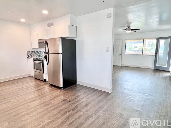 4320 N 27th St 1 Bed Apartment for Rent - Photo Gallery 12