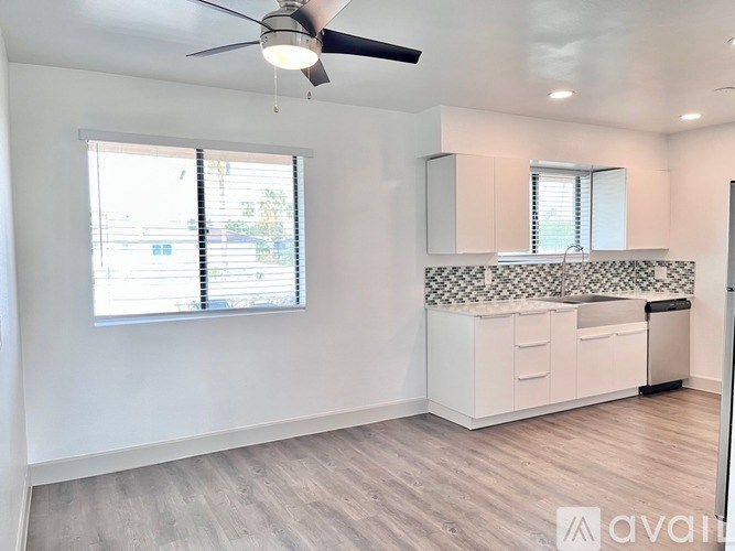 4320 N 27th St 1 Bed Apartment for Rent - Photo Gallery 13