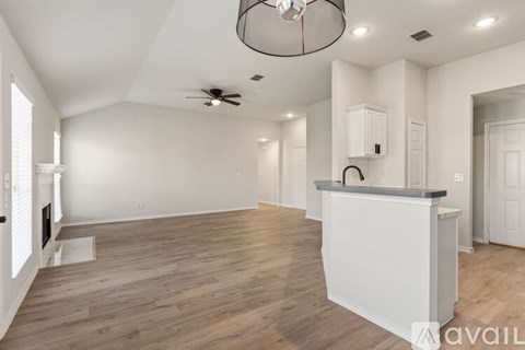 3101 Lance Lane 3 Beds Single Family Home for Rent - Photo Gallery 7