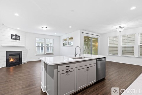 7011 Pickett Pl 4 Beds Single Family Home for Rent - Photo Gallery 13