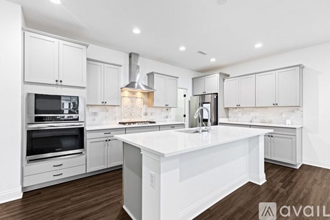 7011 Pickett Pl 4 Beds Single Family Home for Rent - Photo Gallery 6