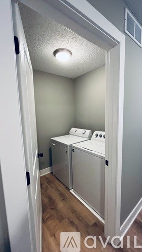 17020 Eastwood Ave 2 Beds Townhouse for Rent - Photo Gallery 9