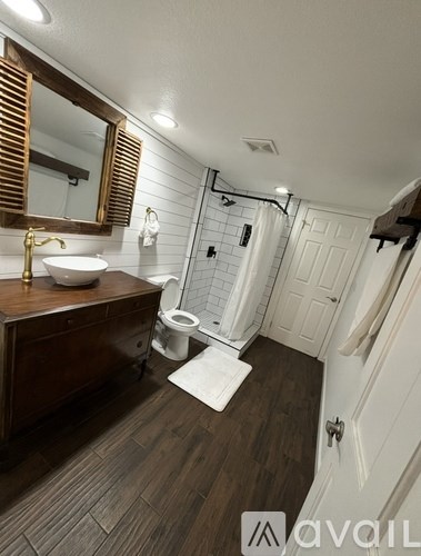 525 West Woodmen Road 4 Beds Single Family Home for Rent - Photo Gallery 20