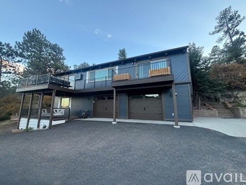 525 West Woodmen Road 4 Beds Single Family Home for Rent - Photo Gallery 3