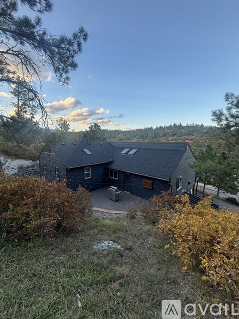 525 West Woodmen Road 4 Beds Single Family Home for Rent - Photo Gallery 6