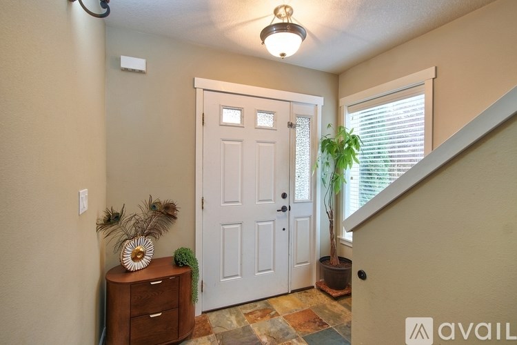 17536 Southwest Parkway Court 4 Beds Single Family Home for Rent - Photo Gallery 3