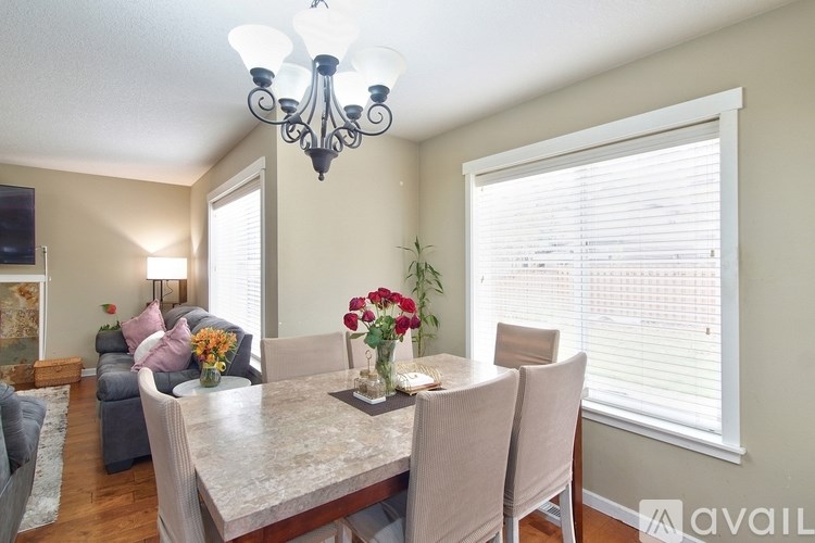 17536 Southwest Parkway Court 4 Beds Single Family Home for Rent - Photo Gallery 8