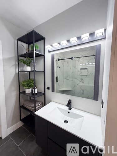 North Milwaukee Avenue 1 Bed Condo for Rent - Photo Gallery 12