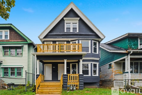 3166 N 16Th St 2 Beds Apartment for Rent