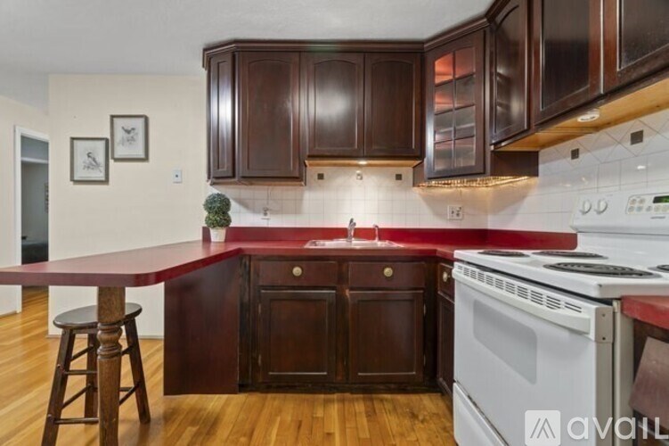 357 Faneuil St 2 Beds Condo for Rent - Photo Gallery 3
