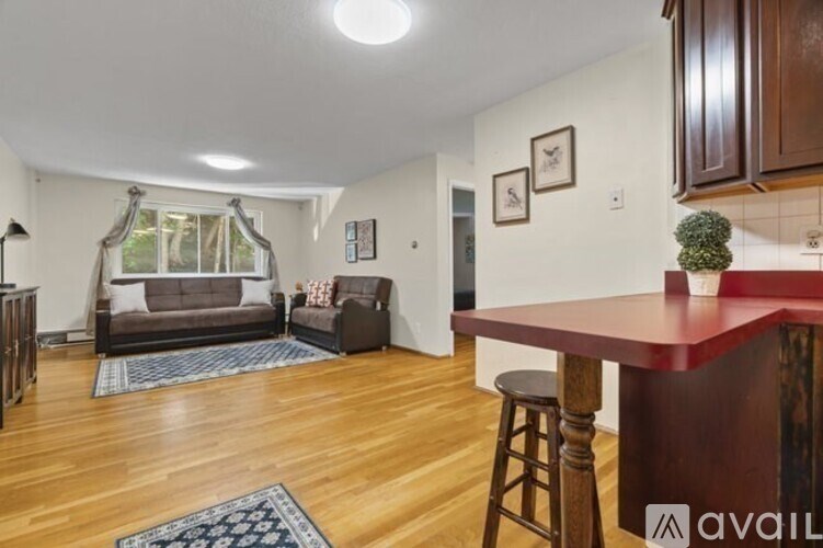 357 Faneuil St 2 Beds Condo for Rent - Photo Gallery 6