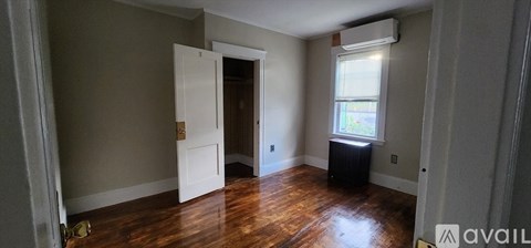 38 Murdock Ave 2 Beds Townhouse for Rent - Photo Gallery 9