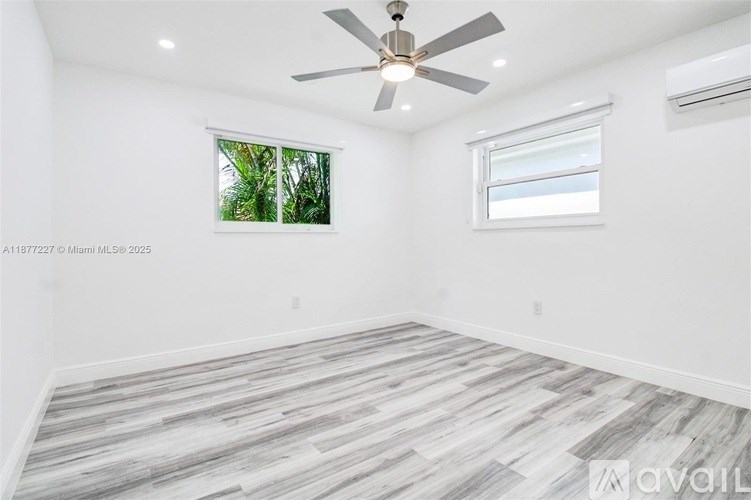 5785 SW 160th Ave 3 Beds Single Family Home for Rent - Photo Gallery 17