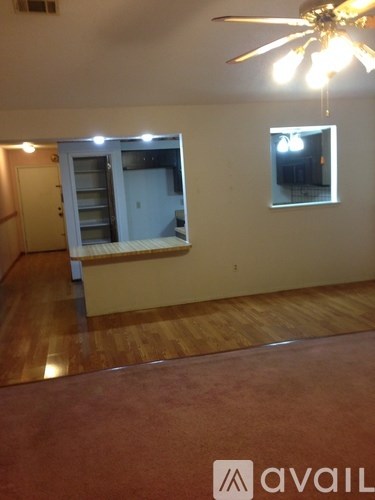 2424 Oakmere Dr 4 Beds Single Family Home for Rent - Photo Gallery 8