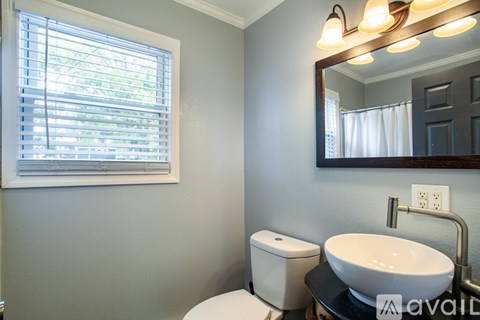 813 Hall Of Fame Drive 1 Bed Condo for Rent - Photo Gallery 12
