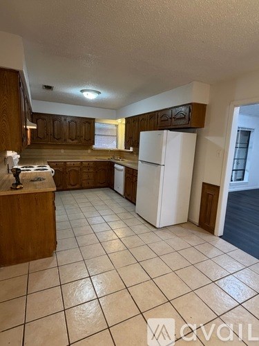 1802 Archer Circle 3 Beds Single Family Home for Rent - Photo Gallery 3