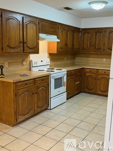 1802 Archer Circle 3 Beds Single Family Home for Rent - Photo Gallery 5