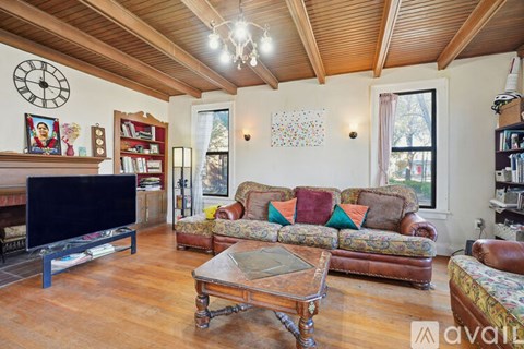 2317 18th St 2 Beds Single Family Home for Rent - Photo Gallery 9