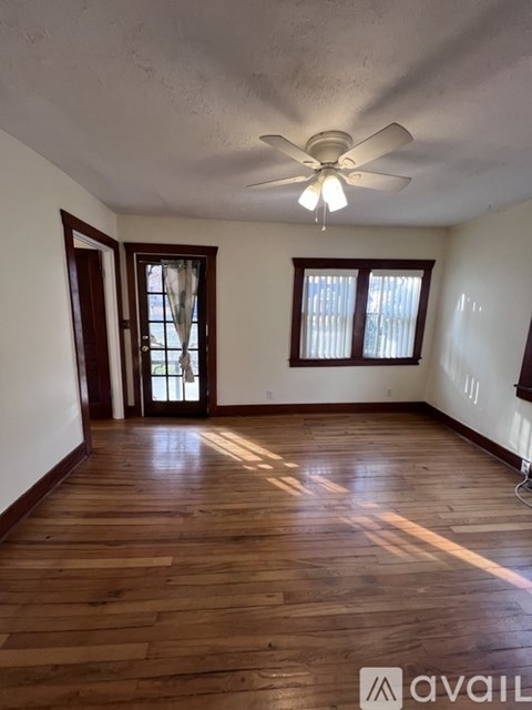 5202 Dakota Ave 2 Beds Single Family Home for Rent - Photo Gallery 6