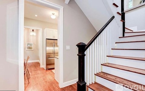 213 11th Street Northeast 4 Beds Single Family Home for Rent - Photo Gallery 12