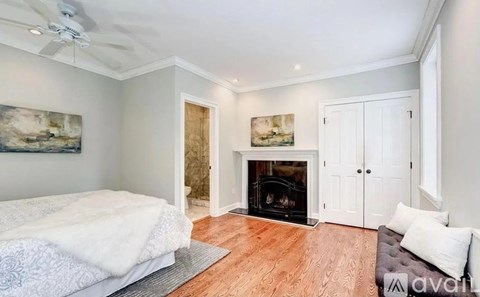 213 11th Street Northeast 4 Beds Single Family Home for Rent - Photo Gallery 16